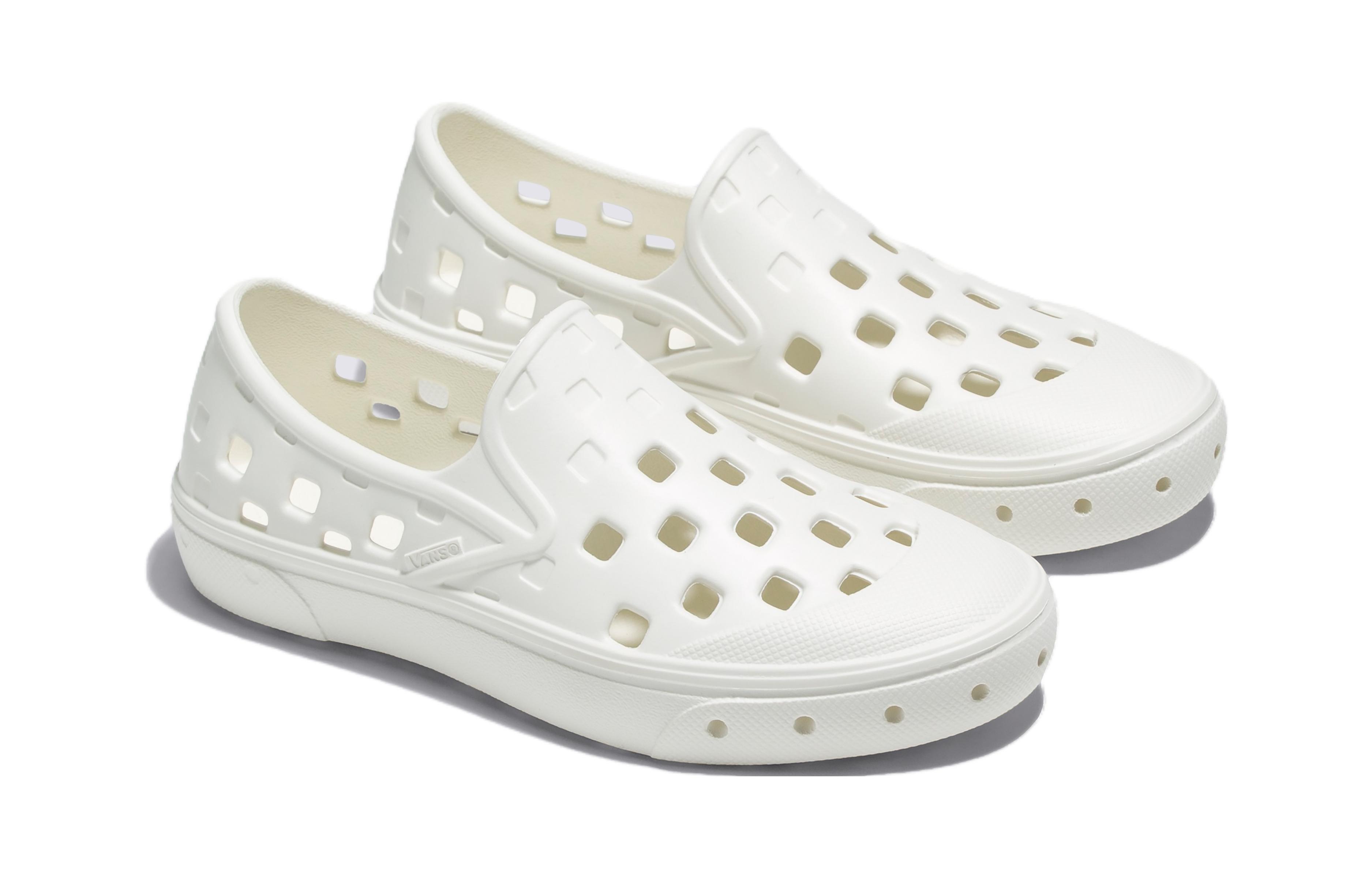 Lookbook (PS) 반스 슬립온 트렉 슈즈 (화이트) VN0A4UVIFS8