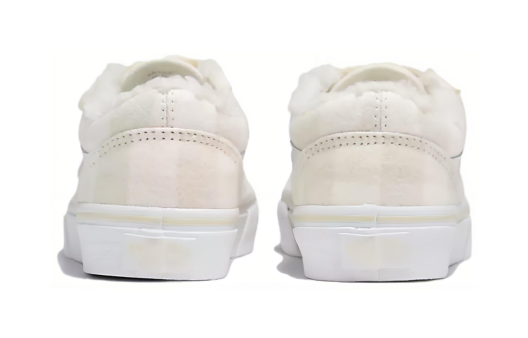 Shop (PS) Vans Slip-On V Sherpa 'Plaid - Marshmallow' VN000VHEBPH