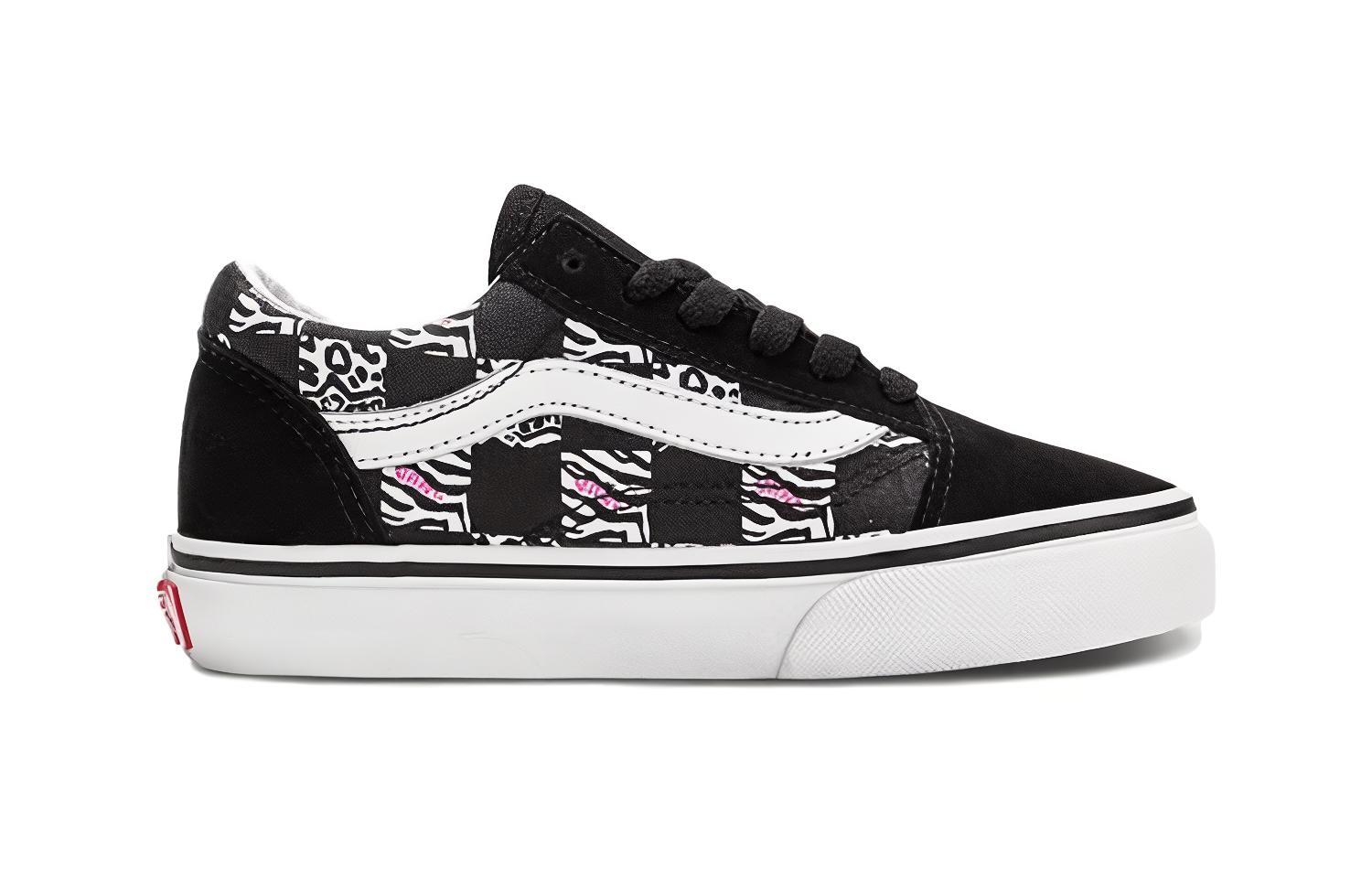 Order (PS) Vans Style 36 Bandana Sneaker ''Schwarz'' VN0A7Q5FBMA