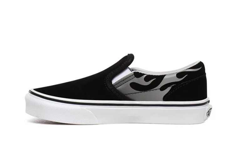 Buy 반스 스웨이드 플레임 슬립온 (블랙) VN0A4BUTWKJ