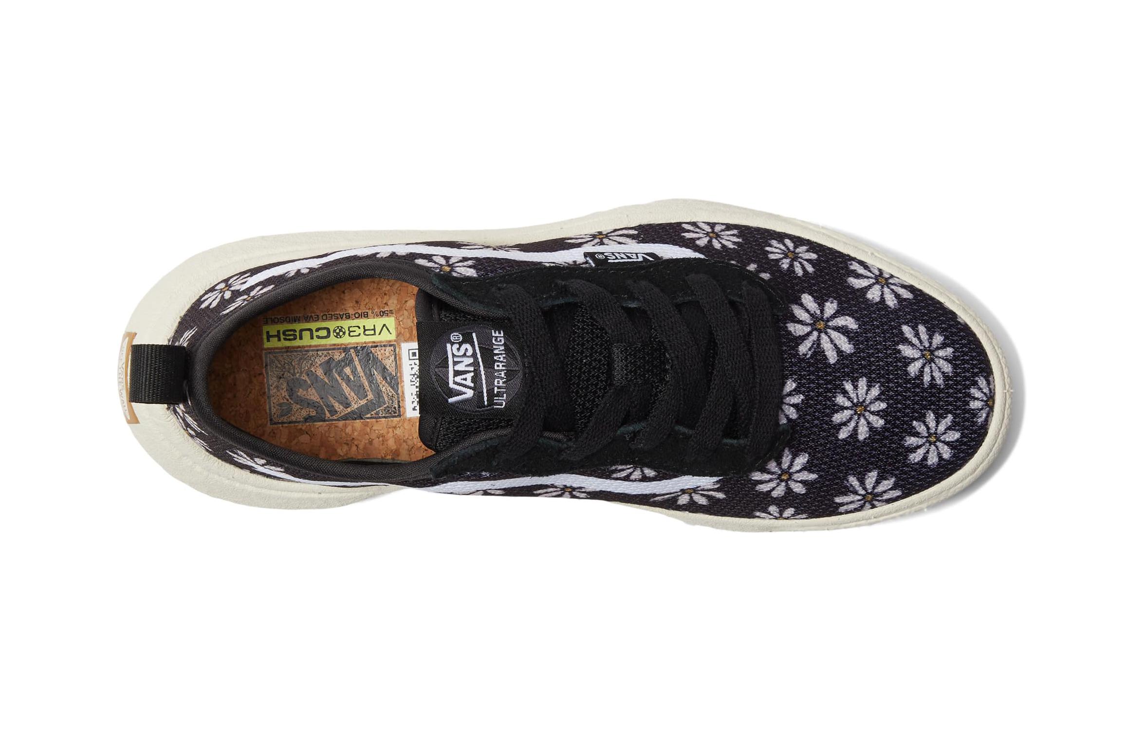 Lookbook (PS) Vans UltraRange VR3 Schoenen ''Wit Zwart'' VN0A5FBPBZW