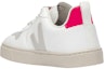 Lookbook (PS) VEJA Kulit Low-Top Bertali 'Putih Merah' CX0703057