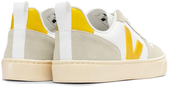 (PS) VEJA Sepatu Low-Top Tali 'Abu Putih Kuning' CX0503246C Lookbook (PS) VEJA Sepatu Low-Top Tali 'Abu Putih Kuning' CX0503246C