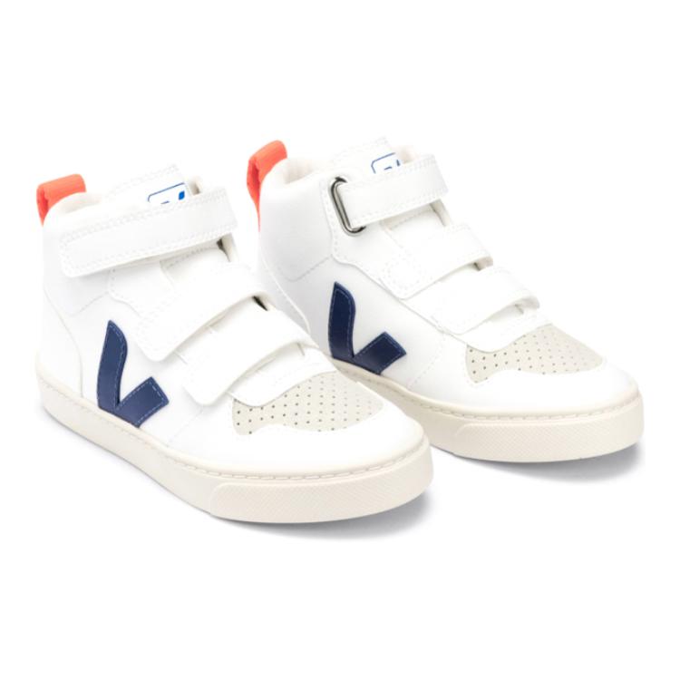 Lookbook (PS) VEJA V-10 'Putih Biru' DXV072567