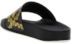 Lookbook (PS) Versace Gummi Print Sandalen ''Schwarz Gold'' 1000255-1A07127_5B000
