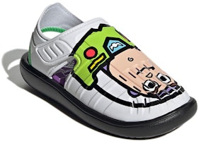 (PS) 阿迪达斯迪士尼联名白黑绿水凉鞋 GY5440 Lookbook (PS) 阿迪达斯迪士尼联名白黑绿水凉鞋 GY5440