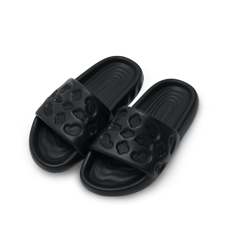 Lookbook (PS) Sabot Crocs xVESSEL x ''Cashew Flower''. S23X21B