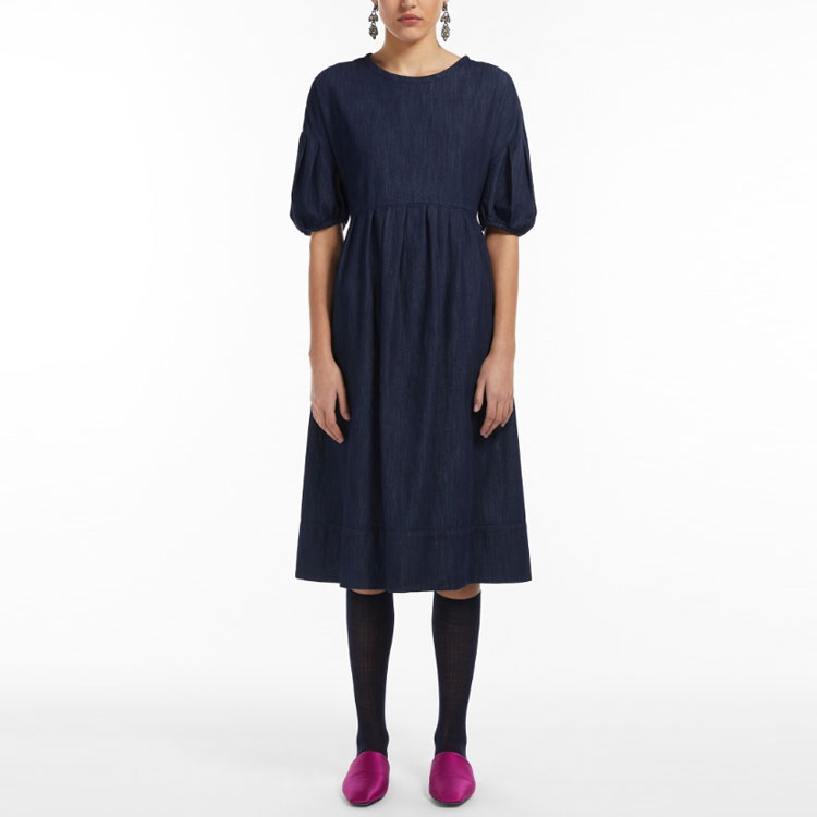 Lookbook 'S Max Mara S MAX MARA Denim Series Solid Pleated Midi Short-Sleeve Dress in Dark Blue. 9226012806001-DENIMD