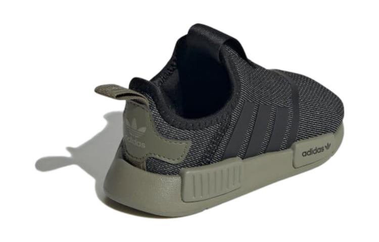 Shop （幼兒）adidas NMD 360 '黑色專注橄欖' ID2132