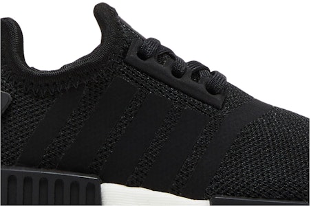 (TD) アディダス NMD_R1 Refined 黒白 H02345 Order (TD) アディダス NMD_R1 Refined 黒白 H02345
