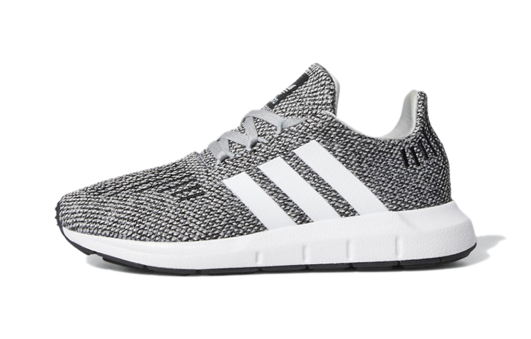 (TD) adidas Originals Swift Run 'Black White'