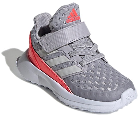 TD 婴童 adidas Rapidarun 灰粉 Lookbook TD 婴童 adidas Rapidarun 灰粉