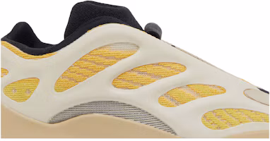 Order (TD) Yeezy 700 V3 "サフラワー" G54855