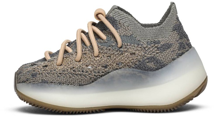 (TD) 阿迪达斯Yeezy Boost 380 'Mist 无反光' FX9765 Lookbook (TD) 阿迪达斯Yeezy Boost 380 'Mist 无反光' FX9765