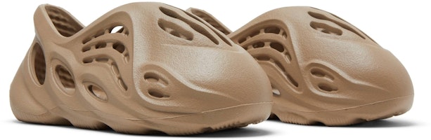 Cheap (幼童) adidas Yeezy Foam Runner 'Mist' GW1971