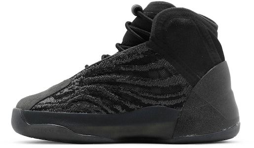 (TD) adidas Yeezy Quantum 'Onyx' Kasut Lelaki Sneakers. GX1319 Lookbook (TD) adidas Yeezy Quantum 'Onyx' Kasut Lelaki Sneakers. GX1319