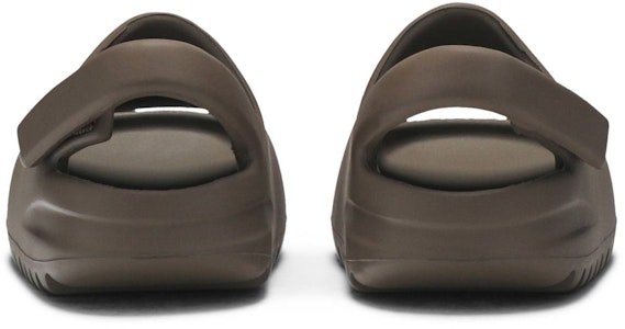 (TD) adidas Yeezy Slides 'Earth Brown' - Selipar Yeezy Warna Coklat Tanah FV9913 Details for (TD) adidas Yeezy Slides 'Earth Brown' - Selipar Yeezy Warna Coklat Tanah FV9913