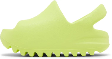 Lookbook (幼兒)adidas Yeezy 拖鞋「螢光綠」2022 HQ4119