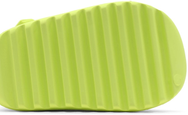 (TD) adidas Yeezy Slides 'Glow Green' Hijau Neon GX6140 Purchase (TD) adidas Yeezy Slides 'Glow Green' Hijau Neon GX6140