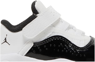 (TD) 에어 조던 11 CMFT 로우 "화이트 블랙" CZ0906-102 Order (TD) 에어 조던 11 CMFT 로우 "화이트 블랙" CZ0906-102