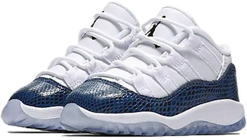 (Anak Kecil) Air Jordan 11 Retro Low 'Navy Snakeskin' 2019 CD6849-102 Lookbook (Anak Kecil) Air Jordan 11 Retro Low 'Navy Snakeskin' 2019 CD6849-102