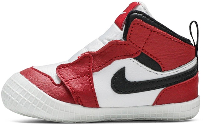 (TD) Air Jordan 1 Bootie 'Putih Varsity Merah' AT3745-163 Lookbook (TD) Air Jordan 1 Bootie 'Putih Varsity Merah' AT3745-163