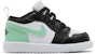 (TD) Air Jordan 1 Rendah ALT 'Cahaya Hijau' DR9747-131