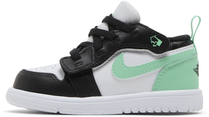 (TD) Air Jordan 1 Rendah ALT 'Cahaya Hijau' DR9747-131 Lookbook (TD) Air Jordan 1 Rendah ALT 'Cahaya Hijau' DR9747-131