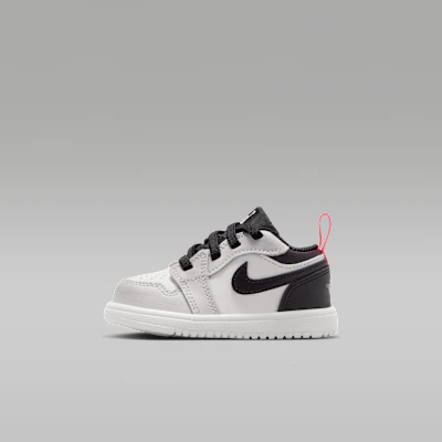 air-jordan-1-low-alt-black-summit-white-infrared-23-black-dr-9747-045