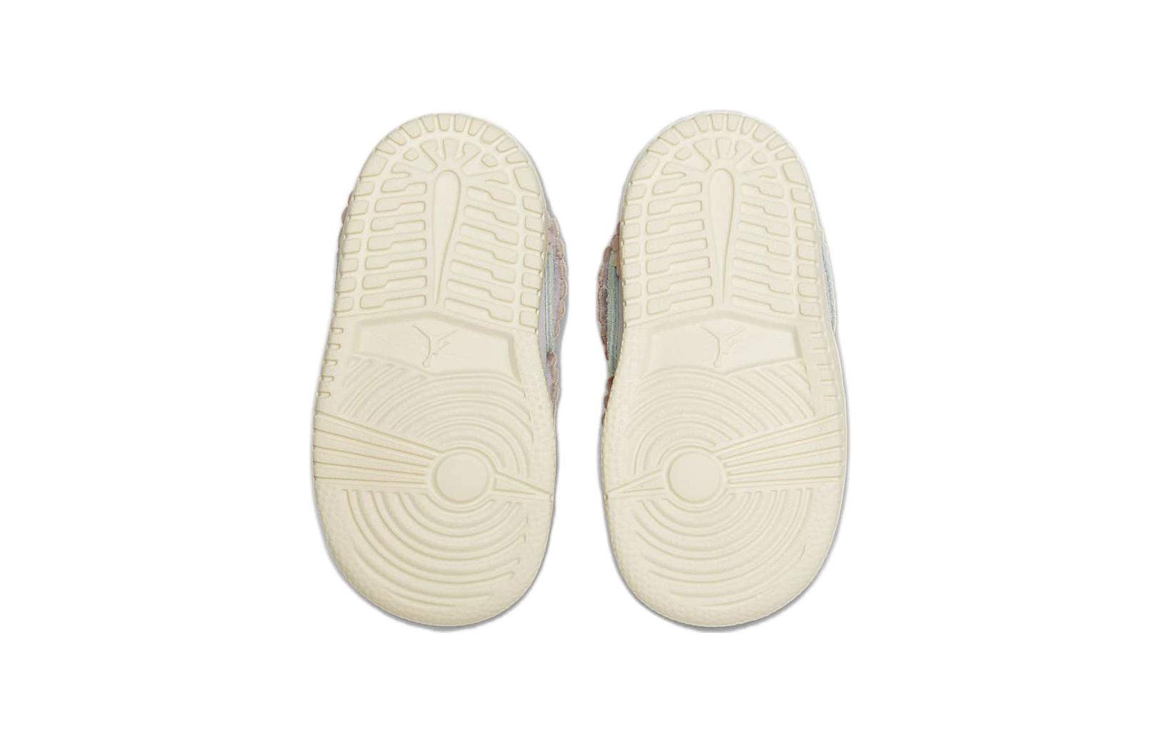 Shop (TD) 에어 조던 1 로우 ALT SE '스캘럽 엣지' DZ6959-800