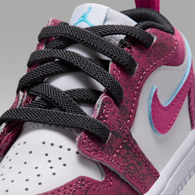 Sizing (TD) Air Jordan 1 Low ALT SE Sweet Beet/Putih/Baltic Blue/Off Noir IO2061-602
