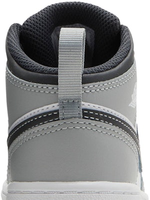 (Toddler) Air Jordan 1 Mid 'Light Smoke Grey' 640735-078 Sizing (Toddler) Air Jordan 1 Mid 'Light Smoke Grey' 640735-078