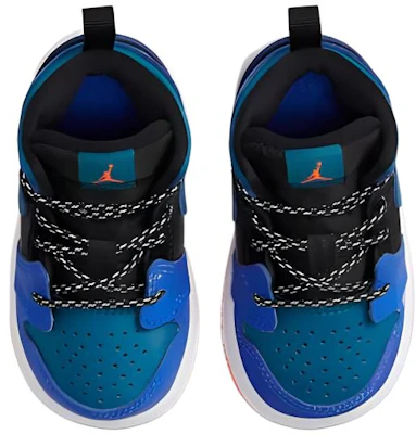 (TD) Air Jordan 1 中帮 '竞速蓝绿色深渊' 640735-440 Lookbook (TD) Air Jordan 1 中帮 '竞速蓝绿色深渊' 640735-440
