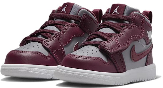 (TD) Air Jordan 1 Mid "Rojo Equipo Gris" DQ8428-615 Lookbook (TD) Air Jordan 1 Mid "Rojo Equipo Gris" DQ8428-615