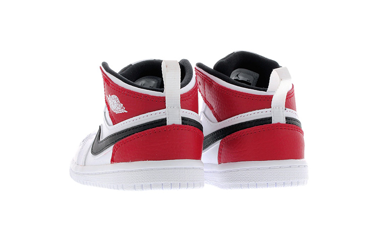 Shop (幼童) Air Jordan 1 Mid '白色健身紅' 640735-116