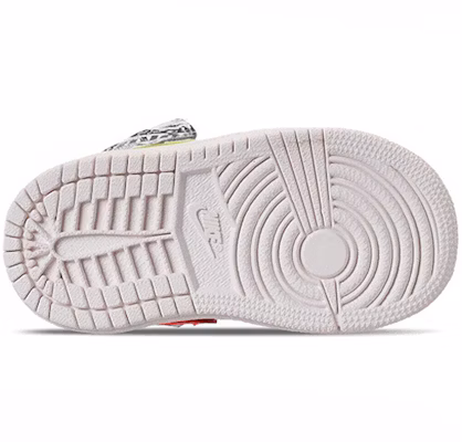 Air jordan 1 2025 mid all over logos