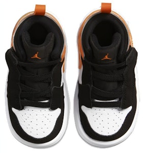 (TD) Air Jordan 1 Mid ALT 'Blanco Naranja' AR6352-058 Lookbook (TD) Air Jordan 1 Mid ALT 'Blanco Naranja' AR6352-058