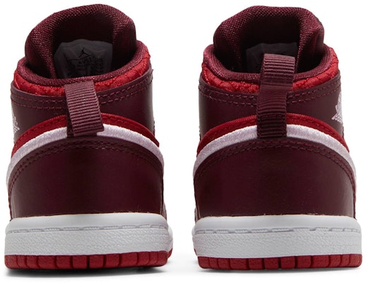 (TD) Air Jordan 1 Mid SE 'Merah Quilted' AV5172-600 Details for (TD) Air Jordan 1 Mid SE 'Merah Quilted' AV5172-600