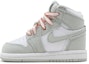 Lookbook (TD) Air Jordan 1 Retro High OG 'Seafoam' untuk Wanita CU0450-002