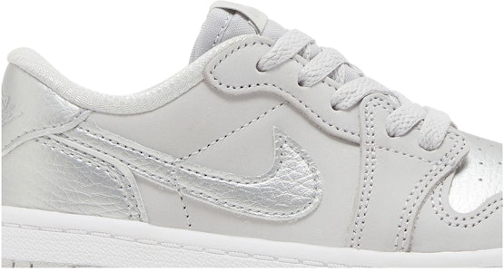 (TD) 에어 조던 1 레트로 OG '메탈릭 실버' FQ5435-002 Order (TD) 에어 조던 1 레트로 OG '메탈릭 실버' FQ5435-002