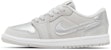 (TD) Air Jordan 1 Retro Low OG 'Perak Metalik' FQ5435-002