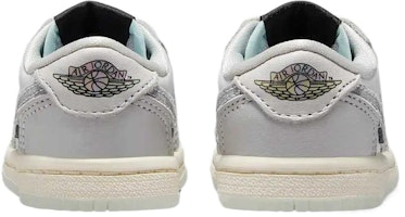 (TD) Air Jordan 1 Retro Low OG「蛇年」版 HF3206-100 Lookbook (TD) Air Jordan 1 Retro Low OG「蛇年」版 HF3206-100