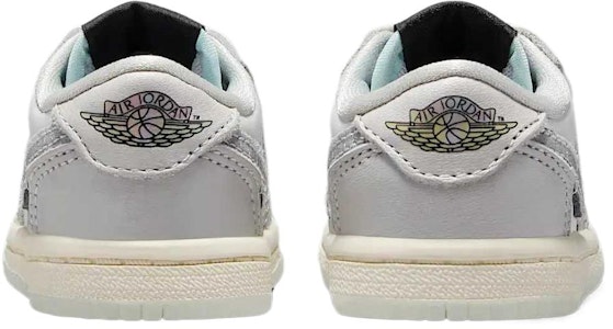 (TD) 에어 조던 1 레트로 로우 OG '뱀의 해' 에디션 HF3206-100 Lookbook (TD) 에어 조던 1 레트로 로우 OG '뱀의 해' 에디션 HF3206-100