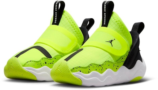 (TD) Air Jordan 23/7 'Hitam Volt' DQ9294-701 Lookbook (TD) Air Jordan 23/7 'Hitam Volt' DQ9294-701
