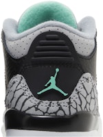 (TD) Air Jordan 3 Retro 'Green Glow' Hijau Bersinar DM0968-031 Sizing (TD) Air Jordan 3 Retro 'Green Glow' Hijau Bersinar DM0968-031