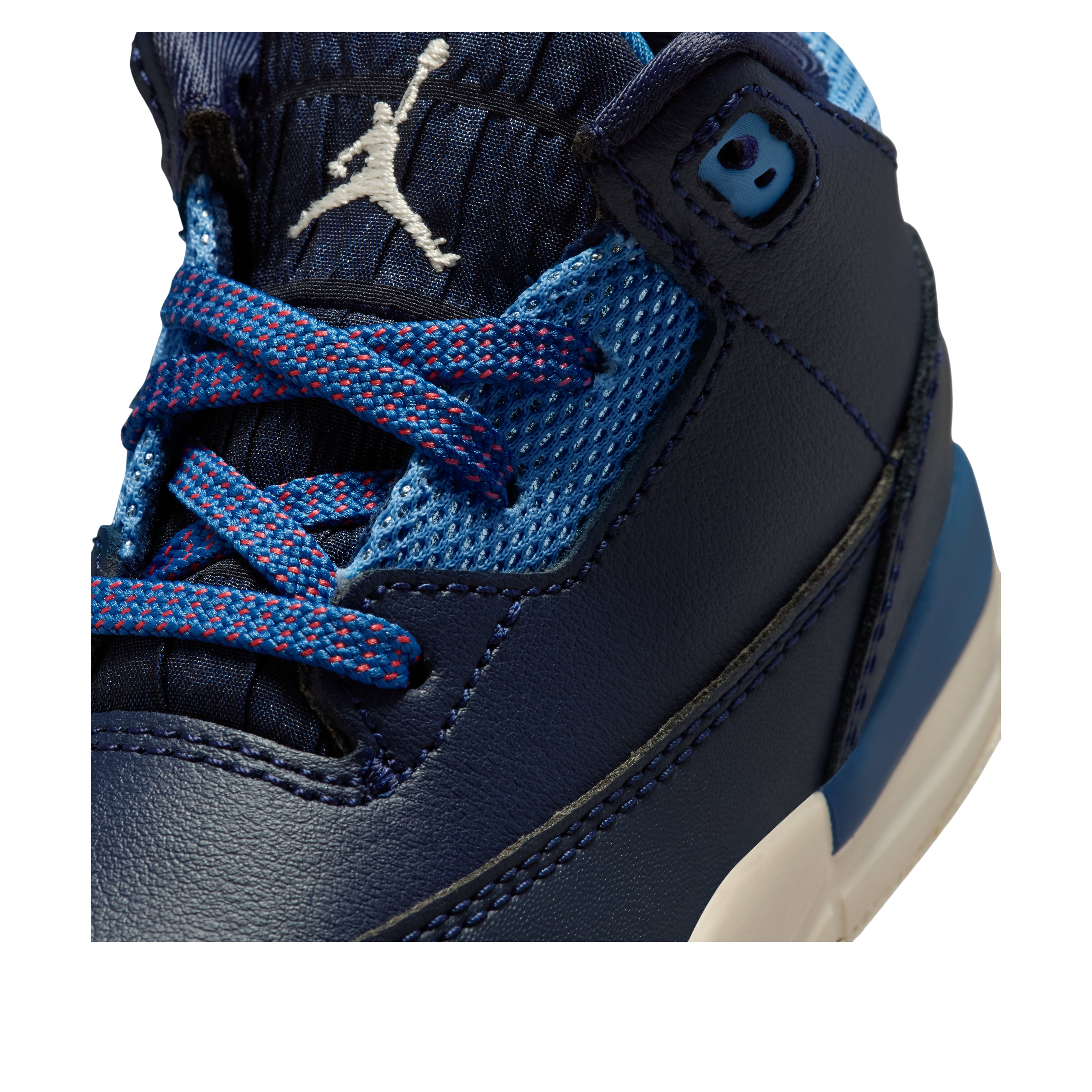Details for (TD) Air Jordan 3 Retro ''Renacimiento Deportivo'' HQ0782-400