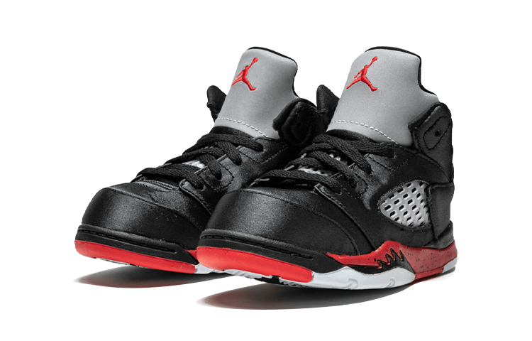 Order (TD) Air Jordan 5 Retro 'Satin Bred' Zapatillas Negras Rojas Retro. 440890-006