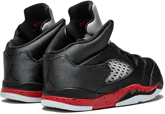 (TD) Air Jordan 5 Retro 'Satin Bred' Zapatillas Negras Rojas Retro. 440890-006 Lookbook (TD) Air Jordan 5 Retro 'Satin Bred' Zapatillas Negras Rojas Retro. 440890-006