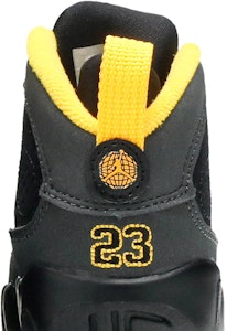 (TD) Air Jordan 9 Retro 'Batu Arang Emas Universiti' 401812-070 Sizing (TD) Air Jordan 9 Retro 'Batu Arang Emas Universiti' 401812-070