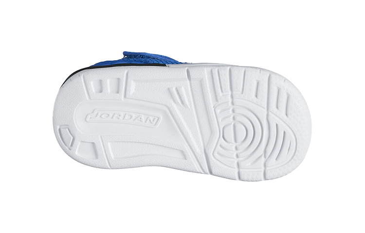 Lookbook (TD) Air Jordan Academy ''Blau'' 844706-415